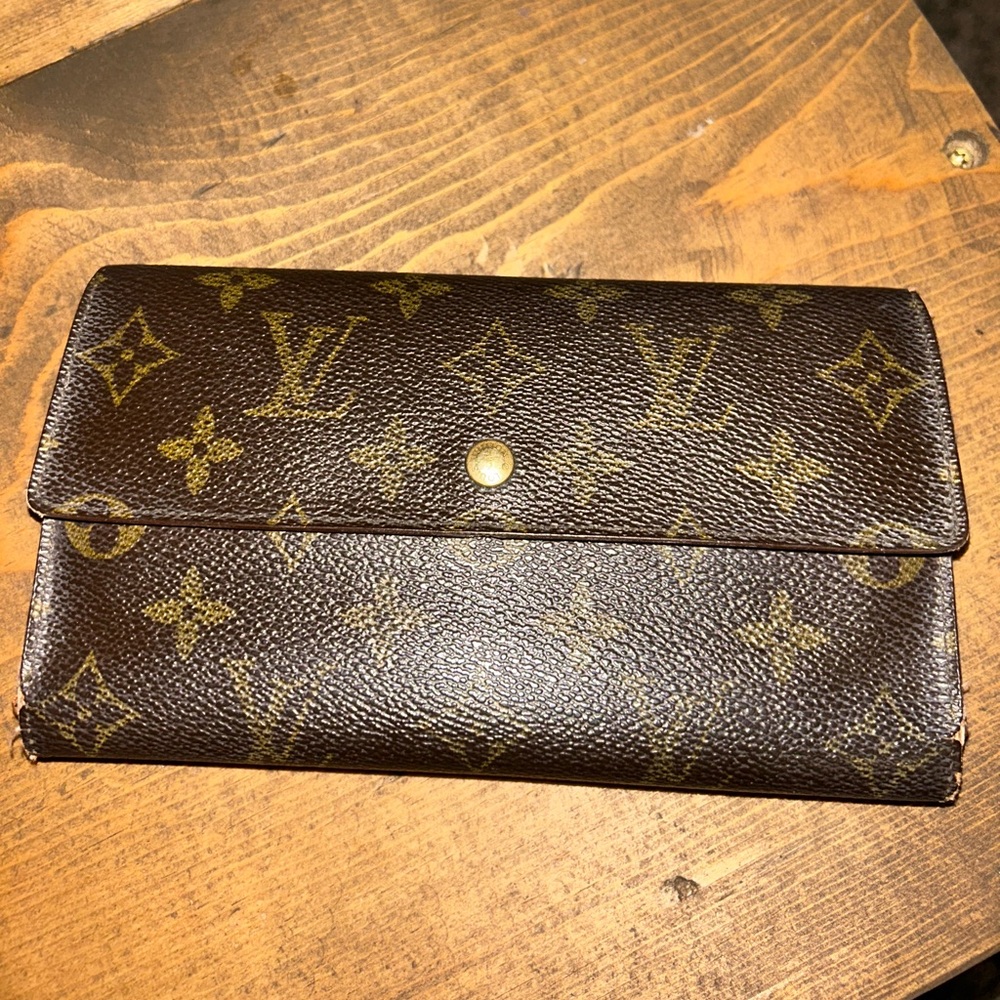 Louis Vuitton Brown and Gold Monogram Clutch
